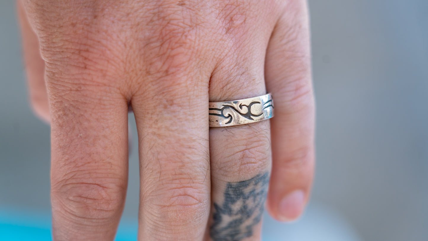 Deadstock 1990s Tribal Sterling Silver Band Ring Size-11