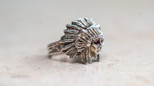 1960s Garnet Eyed Cheif Ring Size-11.5