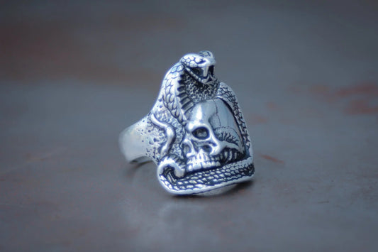Cobra & Skull 1990s Biker Ring Size- 6, 7, 9, 10, 12, & 13