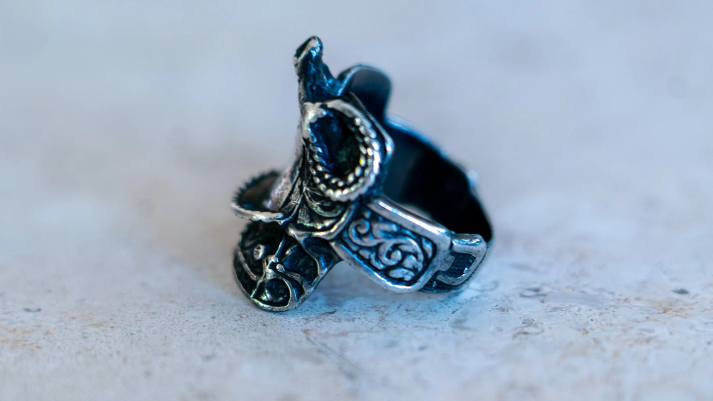 Trading Post Western Saddle Ring W/ Emerald Size-10