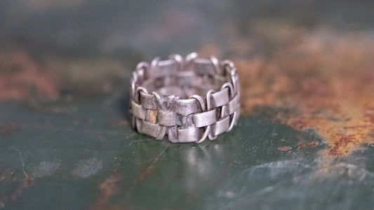Mid Century Thick Woven Band Mexico Ring Size-10