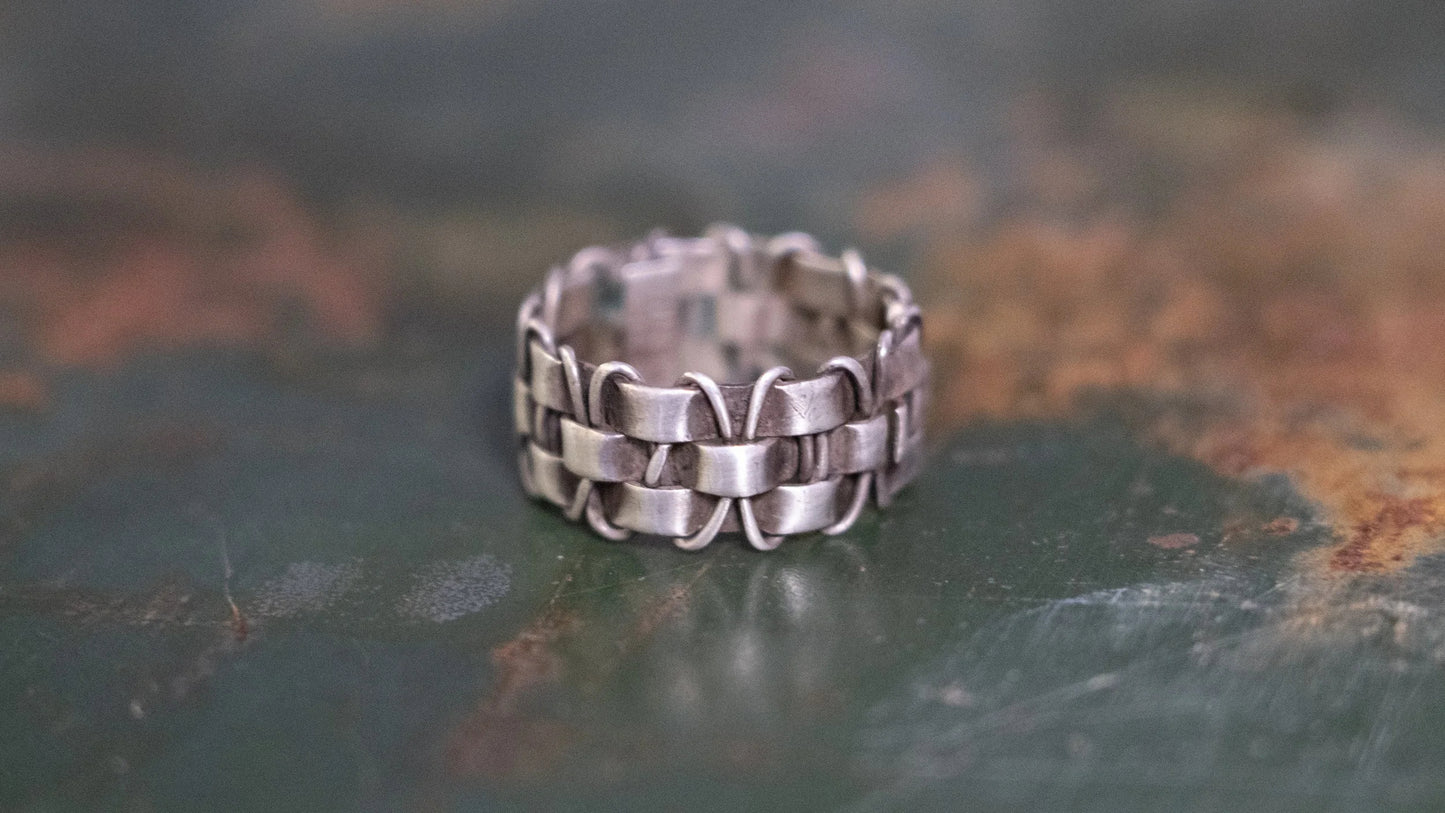 Mid Century Thick Woven Band Mexico Ring Size-10