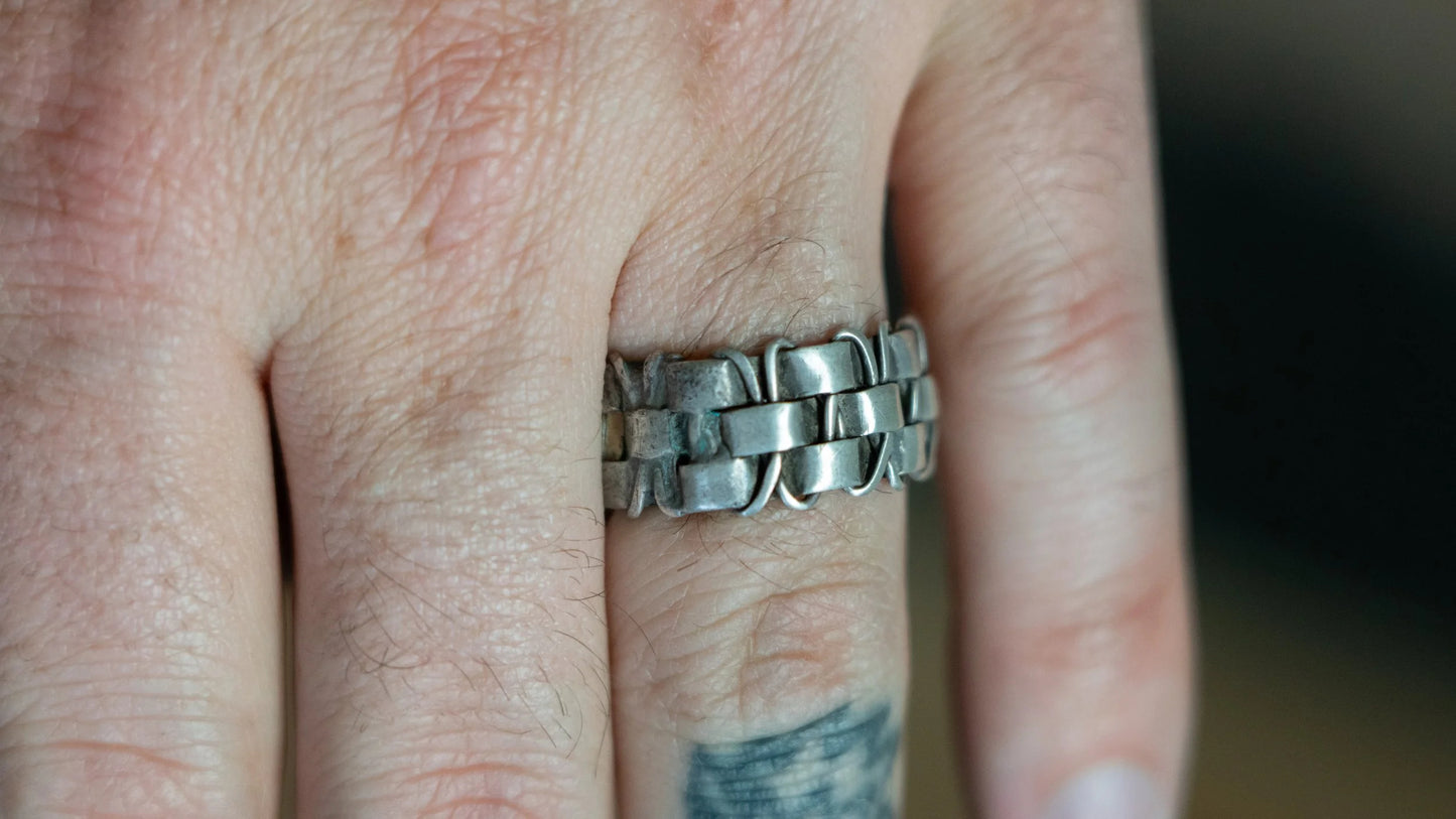 Mid Century Thick Woven Band Mexico Ring Size-10