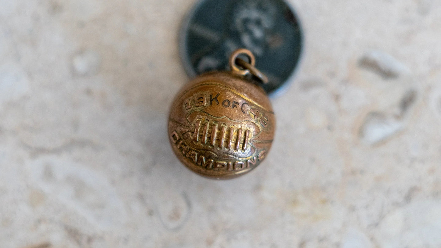 1948 Basketball University Pendant