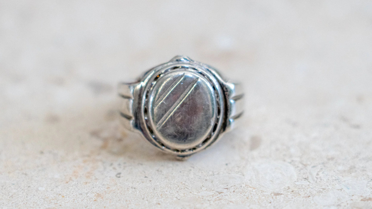 Mid Century Art Deco Blank Signet Ring