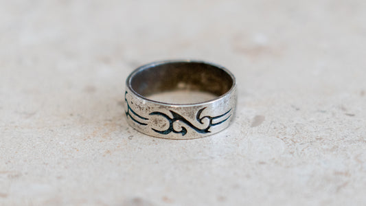Deadstock 1990s Tribal Sterling Silver Band Ring Size-11