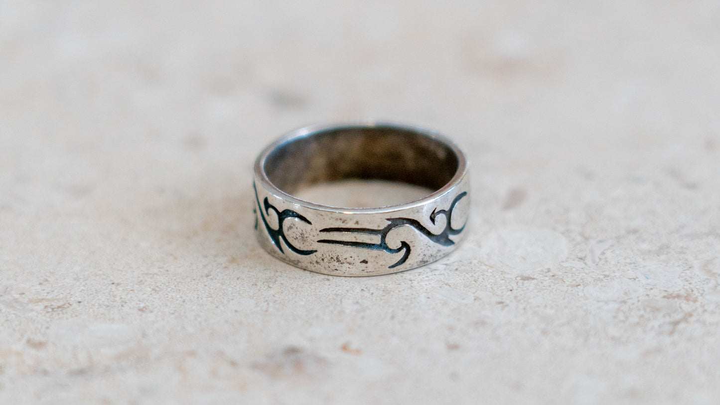 Deadstock 1990s Tribal Sterling Silver Band Ring Size-11