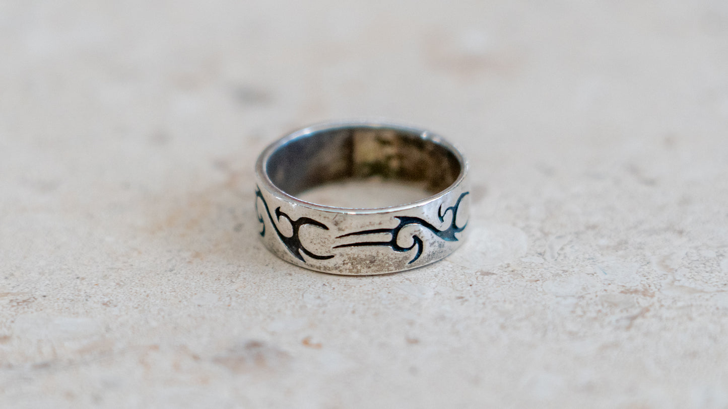 Deadstock 1990s Tribal Sterling Silver Band Ring Size-11