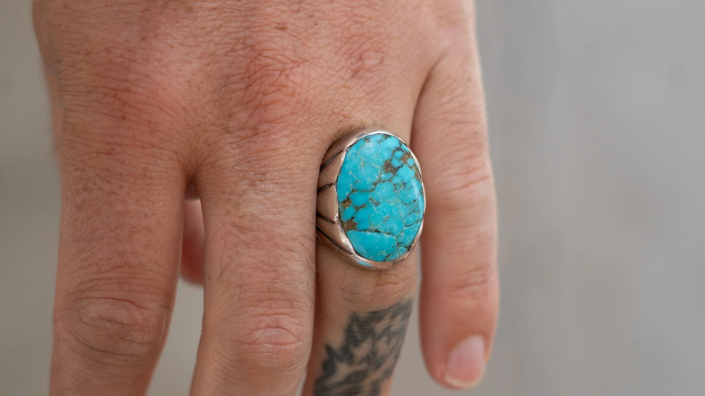 Huge Mid Century Bell Trading Scalloped Shank Turquoise Ring Size-9.5