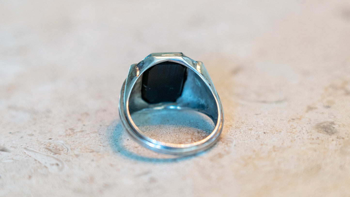 1940s European Stepped Art Deco Onyx Ring Size-10.5