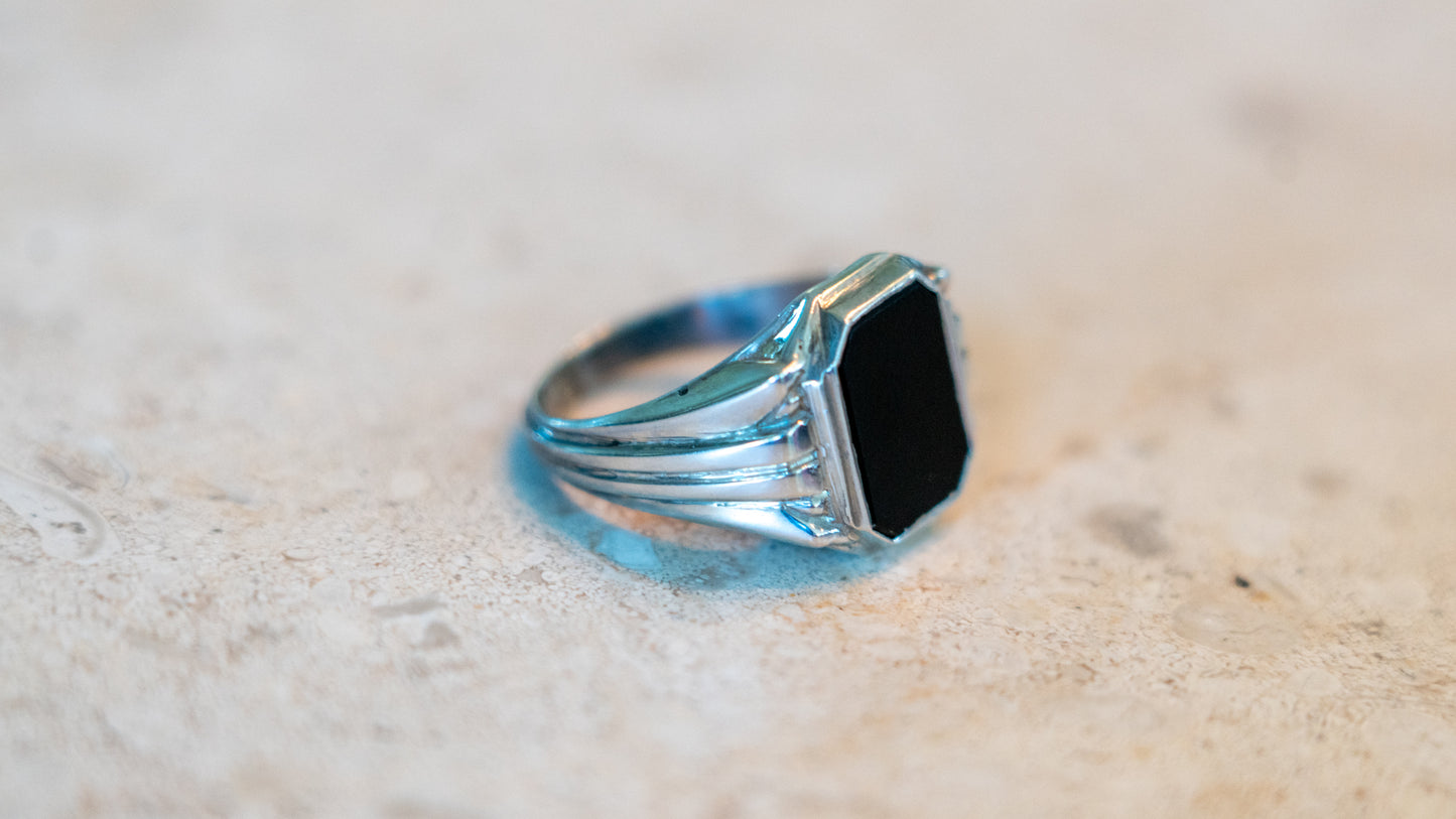 1940s European Stepped Art Deco Onyx Ring Size-10.5