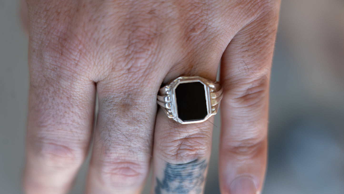 1940s European Stepped Art Deco Onyx Ring Size-10.5