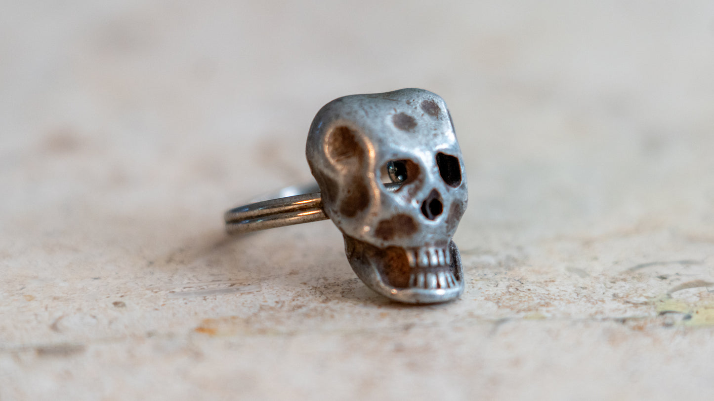 Crude Skull Mid Century Adjuatable Ring