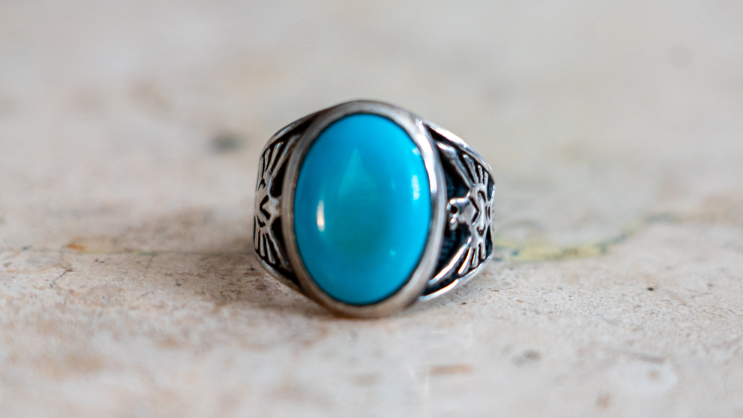 1970s Thunderbird Motif Turquoise Ring Size-10.5