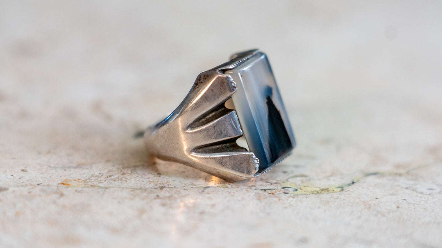 Mid Century Wheeler Manufacturing Foggy Agate Ring Size-11