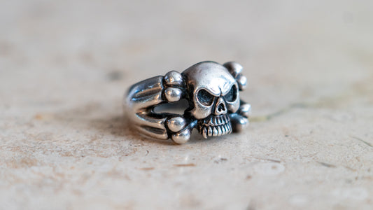 1990s Solid Sterling Large Skull & Cross Bones Size-10.5