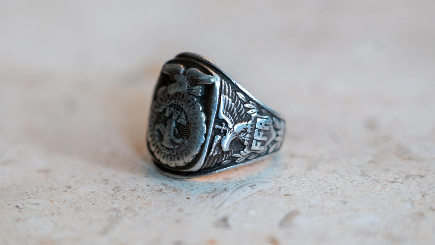 Heavy MidCentury FFA Eagle Motif Ring Size-10