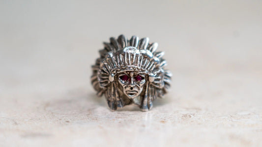 1960s Garnet Eyed Cheif Ring Size-11.5