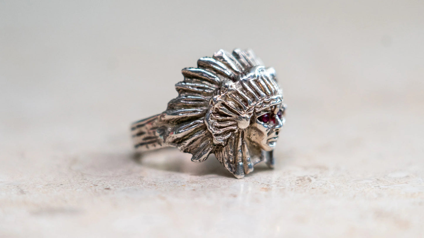 1960s Garnet Eyed Cheif Ring Size-11.5