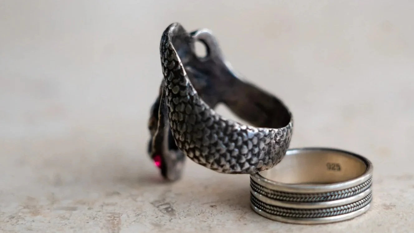 Large Mid Century Cobra Garnet Stone Snake Ring Size-13