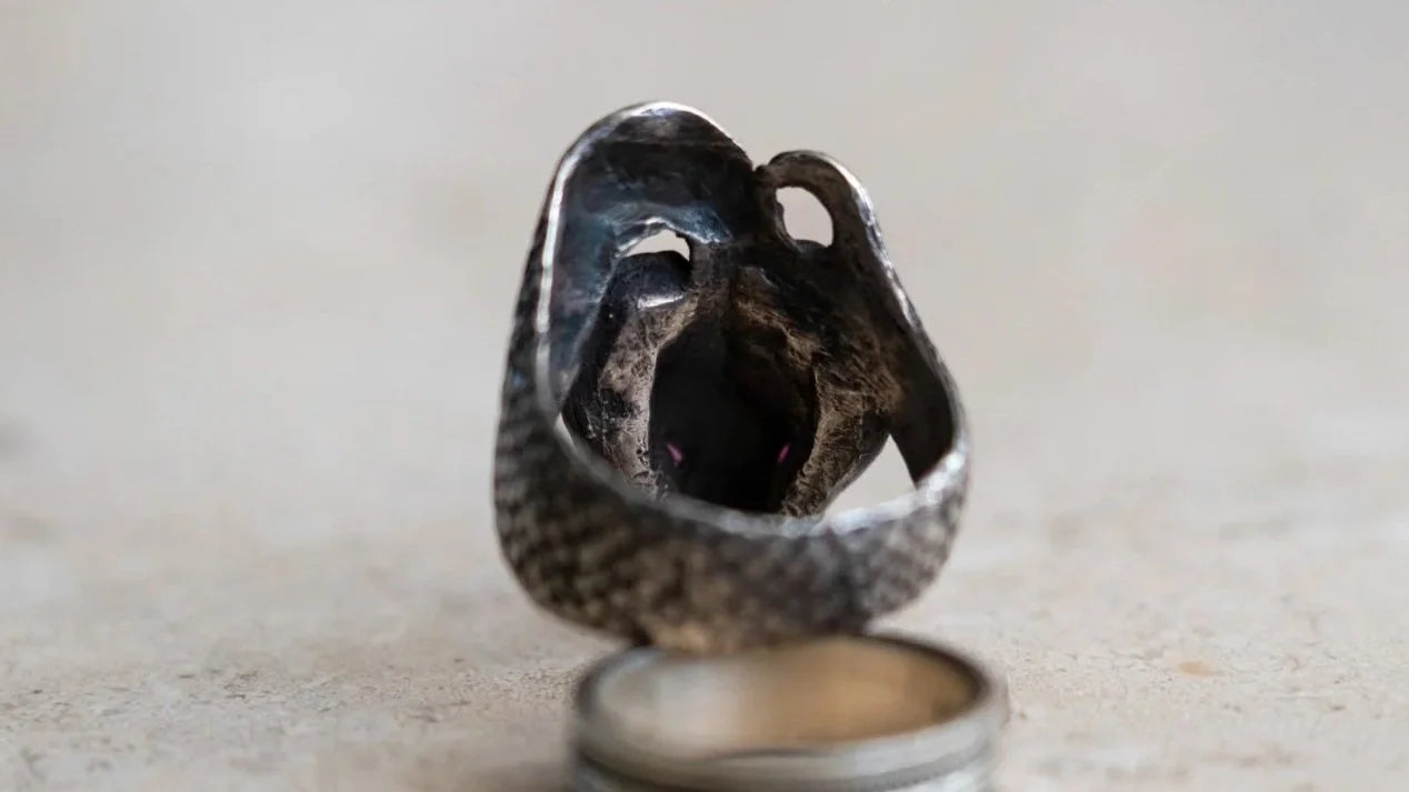 Large Mid Century Cobra Garnet Stone Snake Ring Size-13