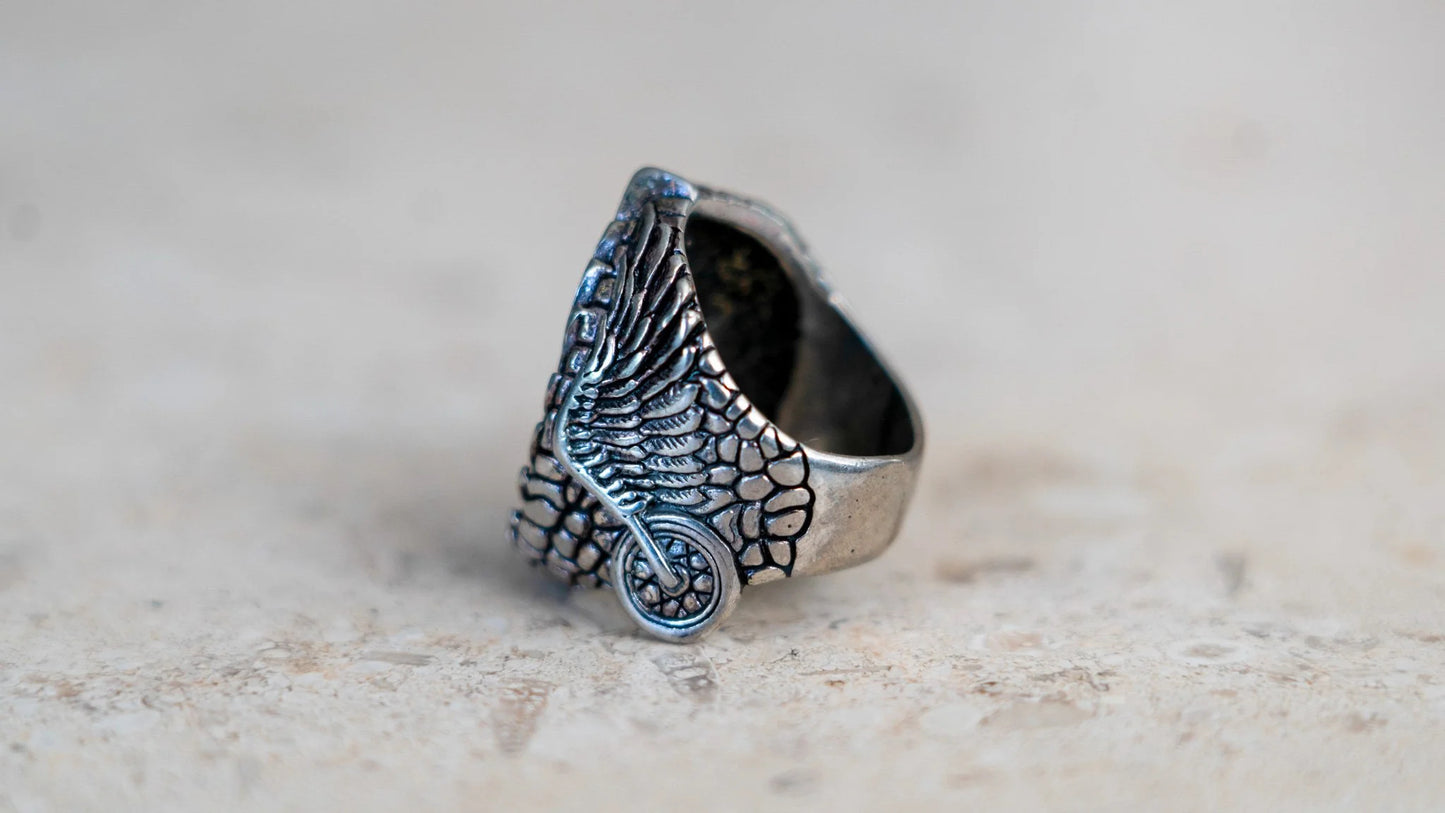 1980s Winged Skull and Wheels G&S Ring Size-7