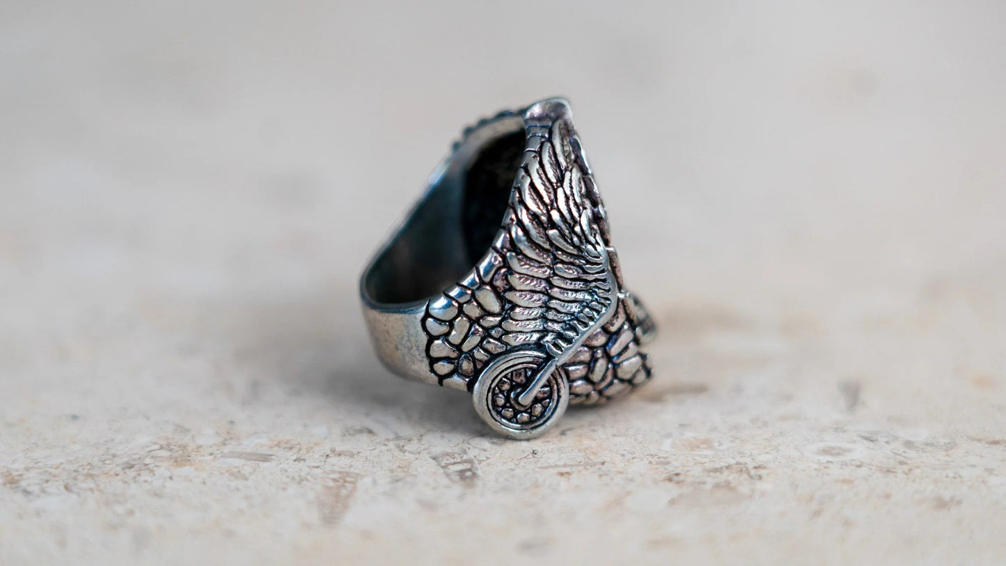 1980s Winged Skull and Wheels G&S Ring Size-7