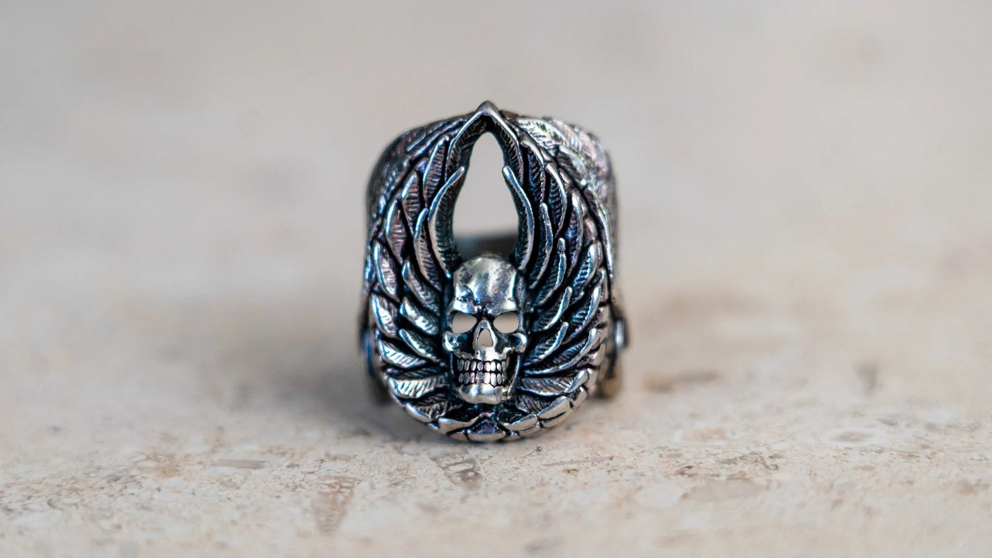 1980s Winged Skull and Wheels G&S Ring Size-7